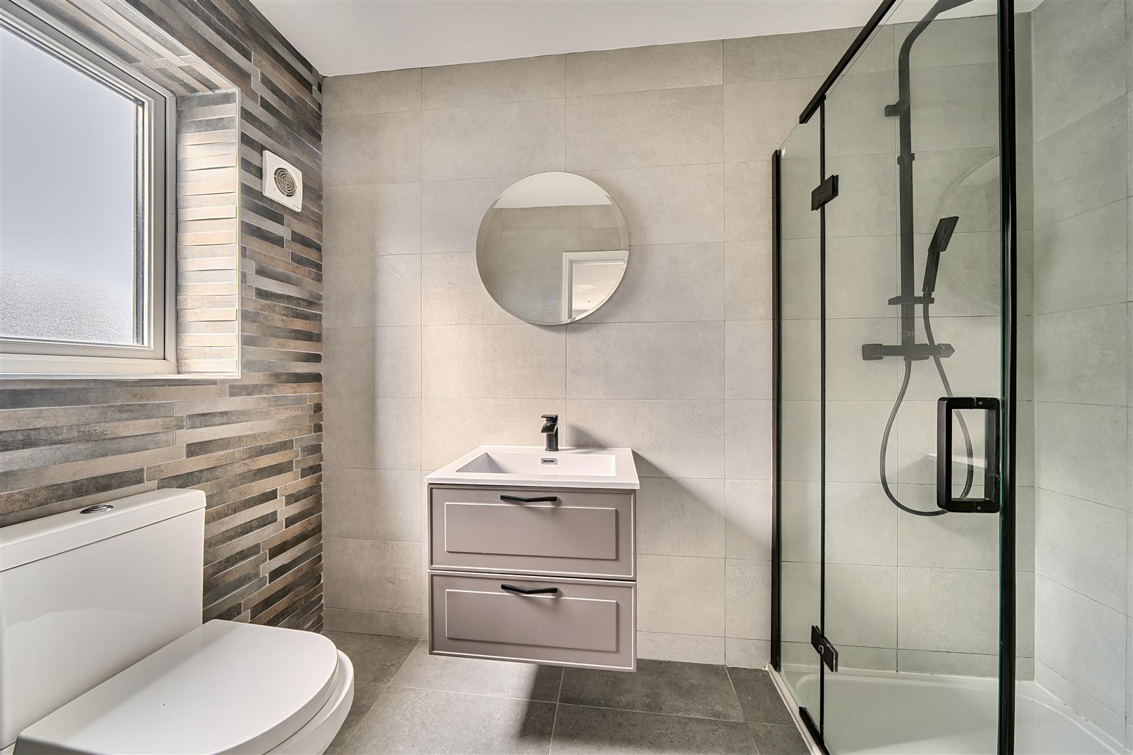 Westfield Road, Waunarlwydd, Swansea, SA5 4SJ